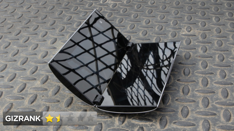 Illustration for article titled Sony Tablet P Review: A Whole Lotta Terrible in Your Pocket